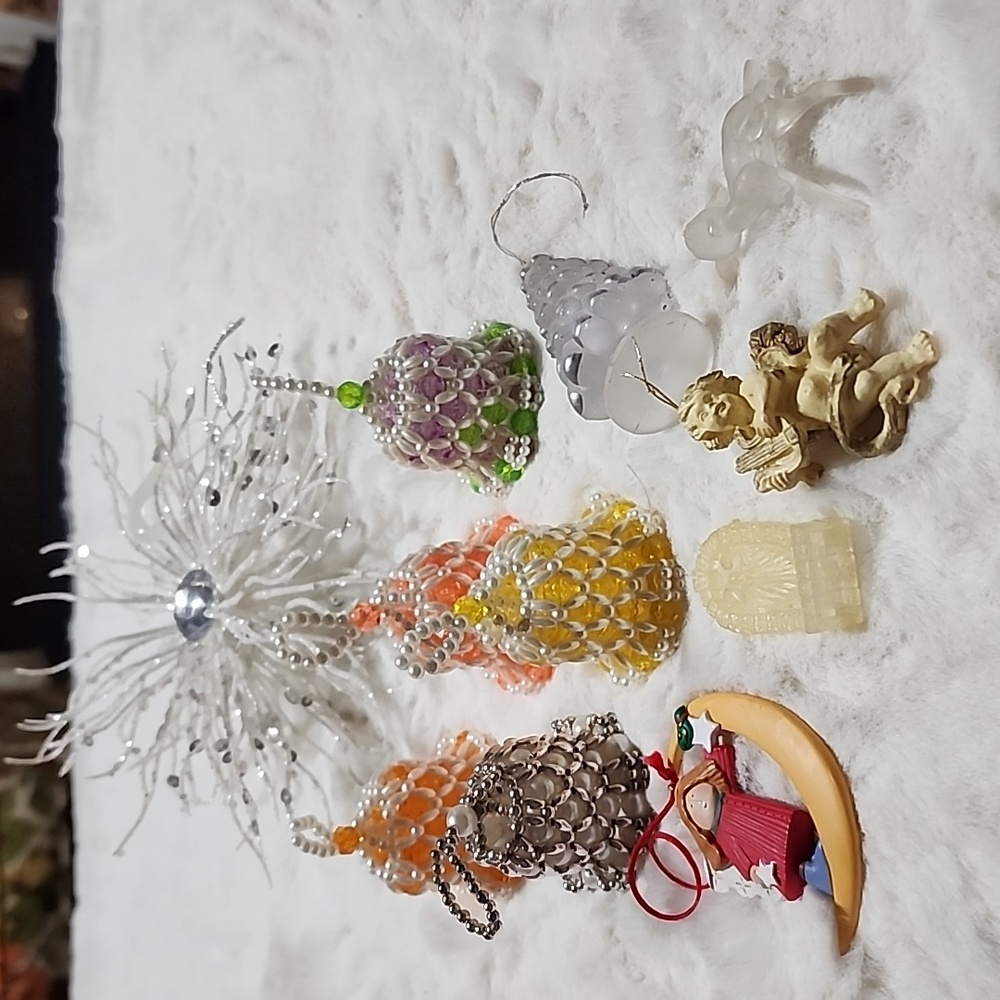 VINTAGE ASSORTMENT OF CHRISTMAS ORNAMENTS 🎄